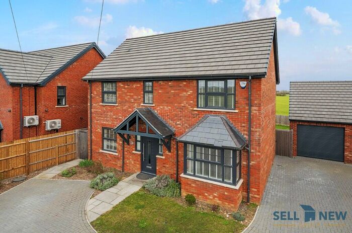 4 Bedroom Detached House For Sale In **Field Views To Front & Back, No Chain** Sandy Road, MK44