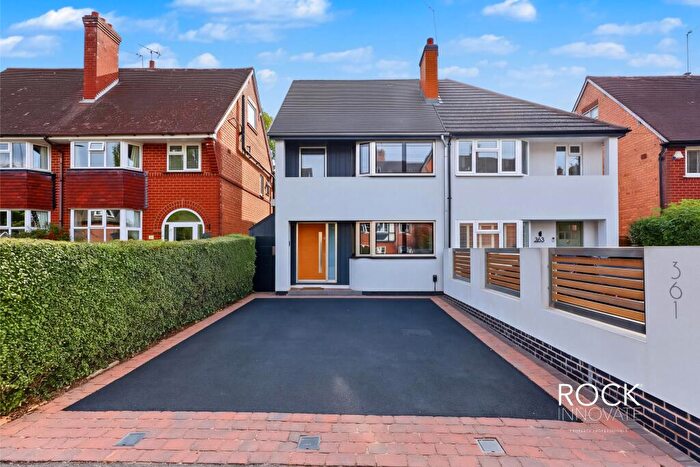 4 Bedroom Semi-Detached House For Sale In Station Road, Dorridge, Solihull, B93