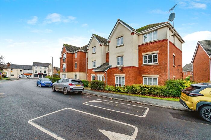 2 Bedroom Flat For Sale In King Street, Wednesbury, WS10