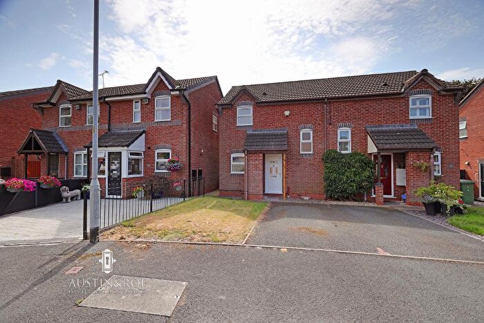 2 Bedroom Terraced House To Rent In Chestnut Grove, Stone, Staffordshire, ST15