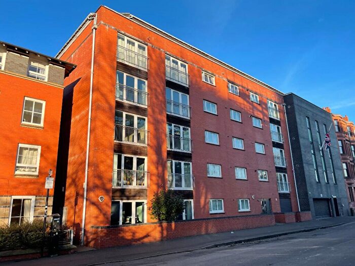 2 Bedroom Flat To Rent In Beith Street, Glasgow, G11