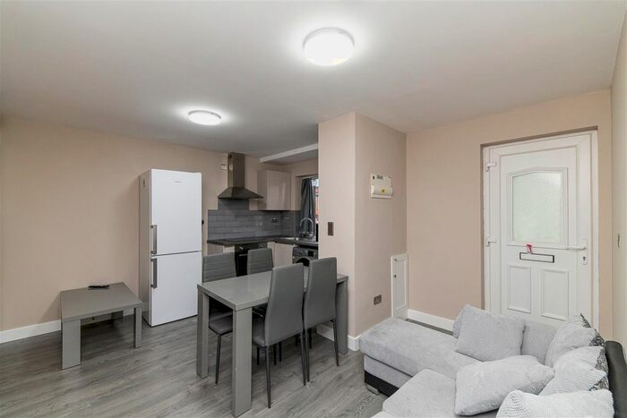 1 Bedroom Flat To Rent In Lewis Drive, Fenham, Newcastle Upon Tyne, NE4