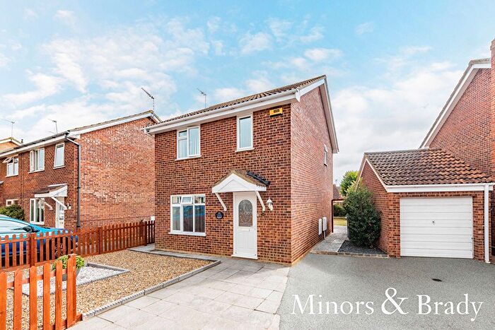 3 Bedroom Detached House For Sale In Appledore Drive, Carlton Colville, NR33