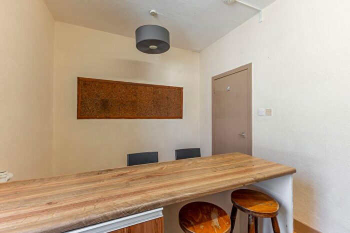 2 Bedroom Flat For Sale In Canal Street, Perth, PH2