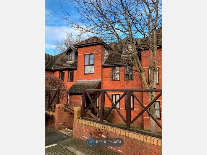 1 Bedroom Flat To Rent In Balfour Court, Harpenden, AL5