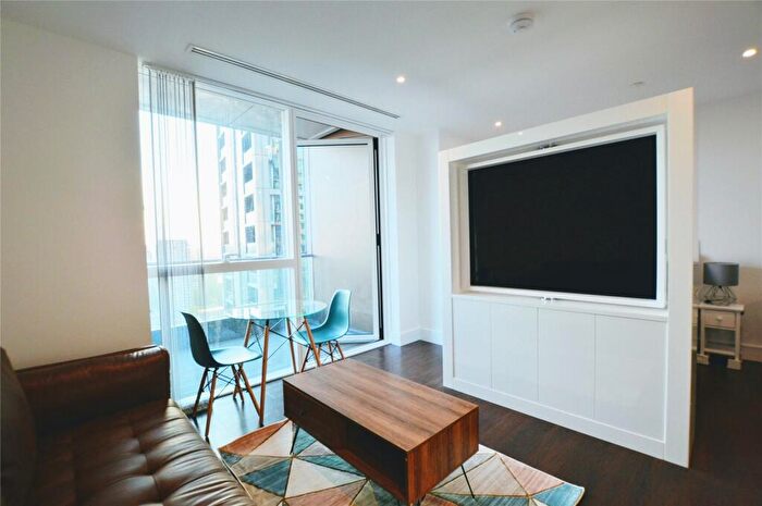 Studio To Rent In Maine Tower, Harbour Central, Canary Wharf, E14