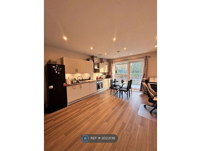 1 Bedroom Flat To Rent In Fleming Way, Didcot, OX11