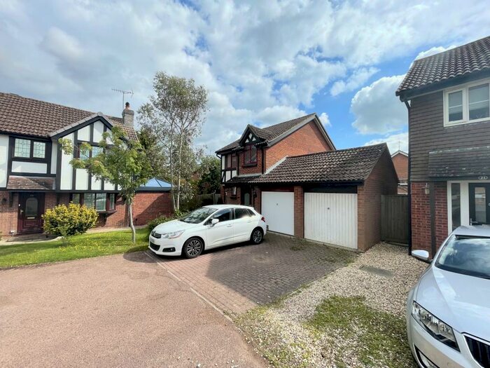 3 Bedroom Detached House To Rent In Sudeley Way, Grange Park, SN5