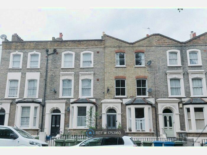 2 Bedroom Flat To Rent In Camberwell, London, SE5