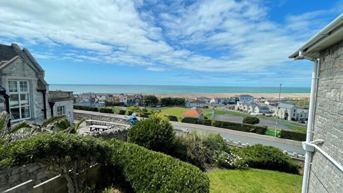 4 Bedroom Detached House For Sale In Castle Road, Portland, Dorset, DT5
