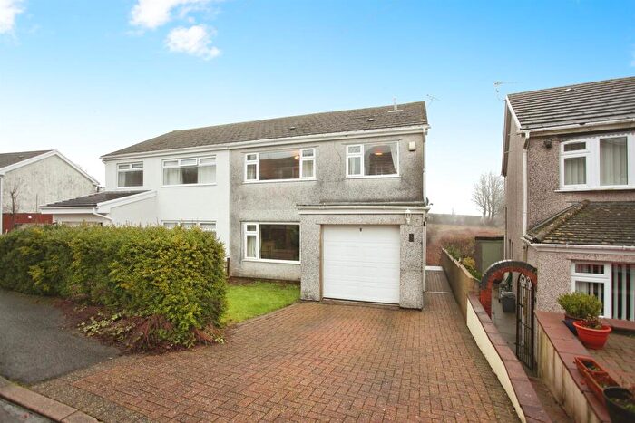 4 Bedroom Semi-Detached House For Sale In Awelfryn, Penycoedcae, Pontypridd, CF37