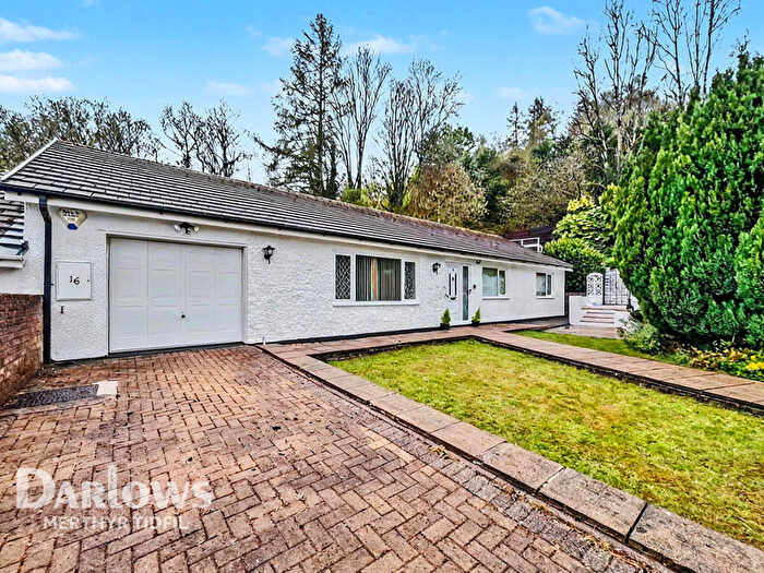 3 Bedroom Semi-Detached Bungalow For Sale In Lakeside Gardens, Merthyr Tydfil, CF48