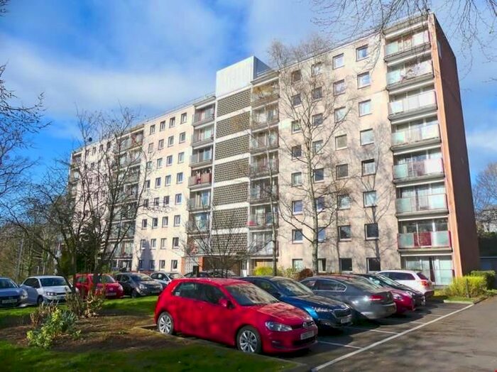 2 Bedroom Flat To Rent In Potterhill, Perth, PH2