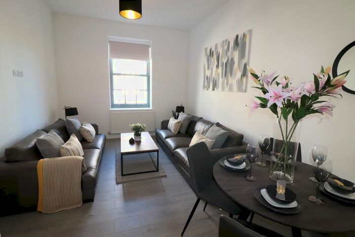 2 Bedroom Flat To Rent In Great Hampton Street, Birmingham, B18