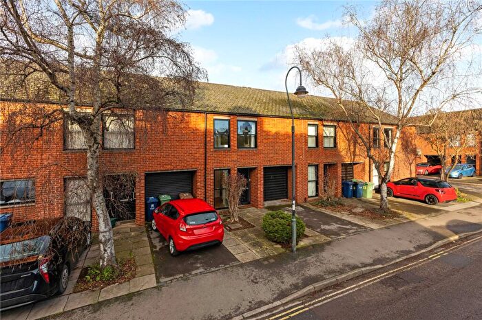 2 Bedroom Terraced House To Rent In St. Bernards Road, Oxford, Oxfordshire, OX2