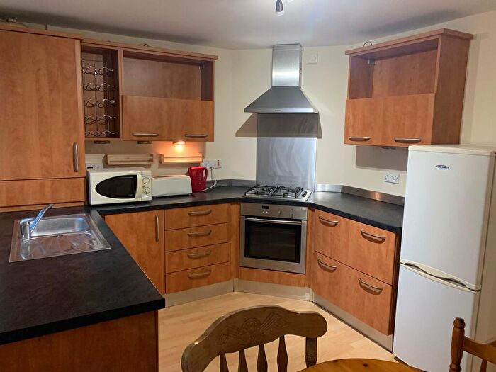 2 Bedroom Flat To Rent In Royalthorn Road, Manchester, M22