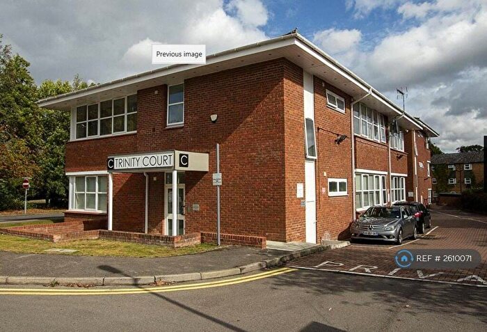 1 Bedroom Flat To Rent In Trinity Court, Wokingham, RG41