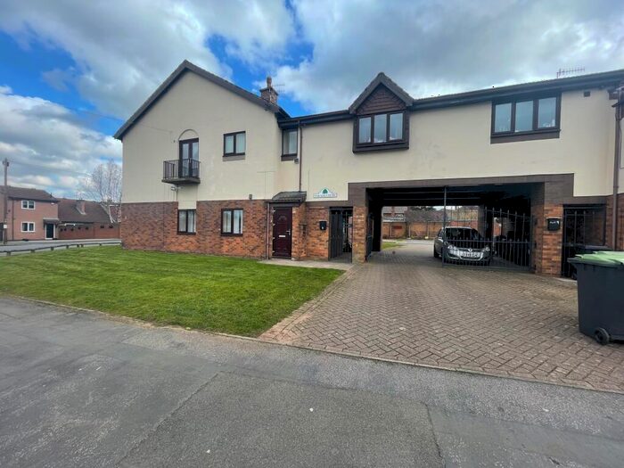 2 Bedroom Apartment To Rent In Oakash Court, Nuthall, Nottingham, NG16