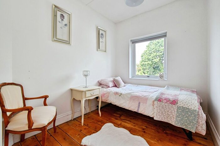 3 Bedroom Semi-detached House For Sale In Llandybie Road, Bonllwyn, Ammanford, Carmarthenshire, SA18