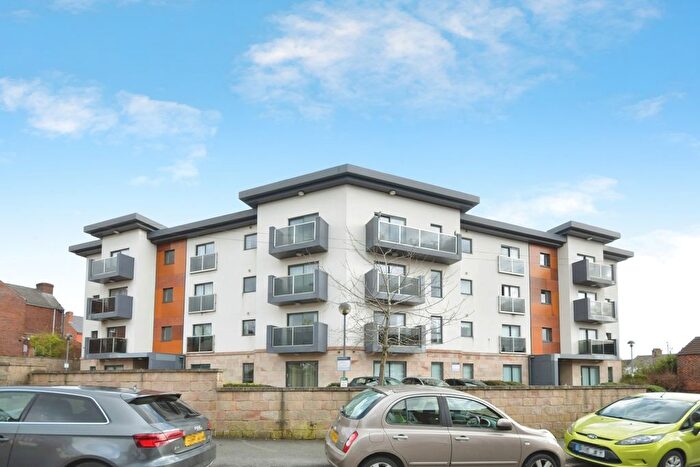 1 Bedroom Flat For Sale In School Board Lane, Chesterfield, Derbyshire, S40
