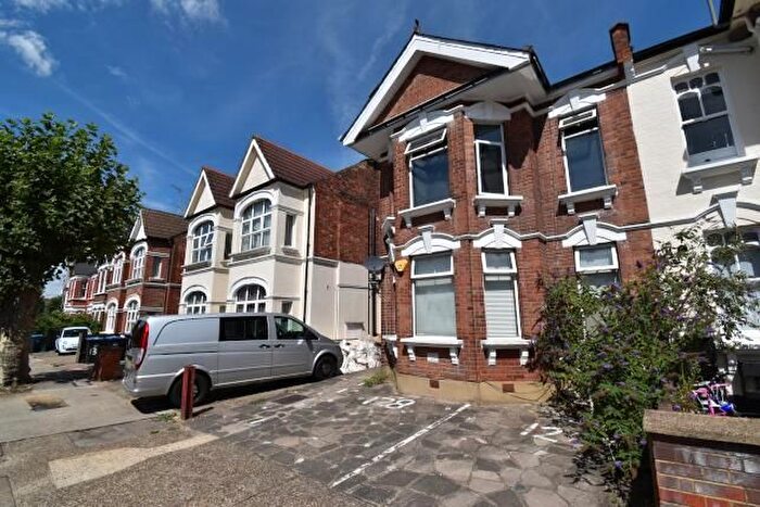 1 Bedroom Flat To Rent In Melrose Avenue, Willesden Green, NW2