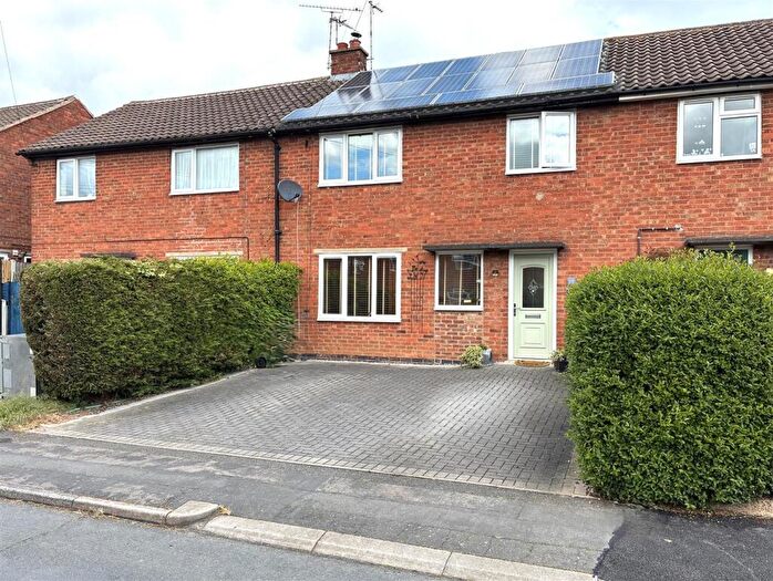 3 Bedroom Terraced House For Sale In Wiltshire Road, Wigston, Leicestershire., LE18