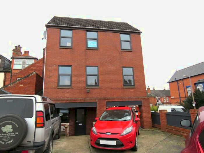 1 Bedroom Apartment To Rent In West Parade, Lincoln, LN1