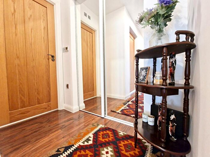 2 Bedroom Apartment To Rent In The Borough, Farnham, GU9