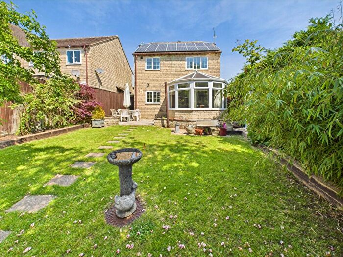 3 Bedroom Detached House For Sale In Stonecote Ridge, Bussage, Stroud, Gloucestershire, GL6