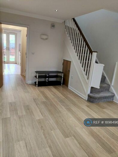 2 Bedroom Terraced House To Rent In Pearing Close, Worcester Park, KT4