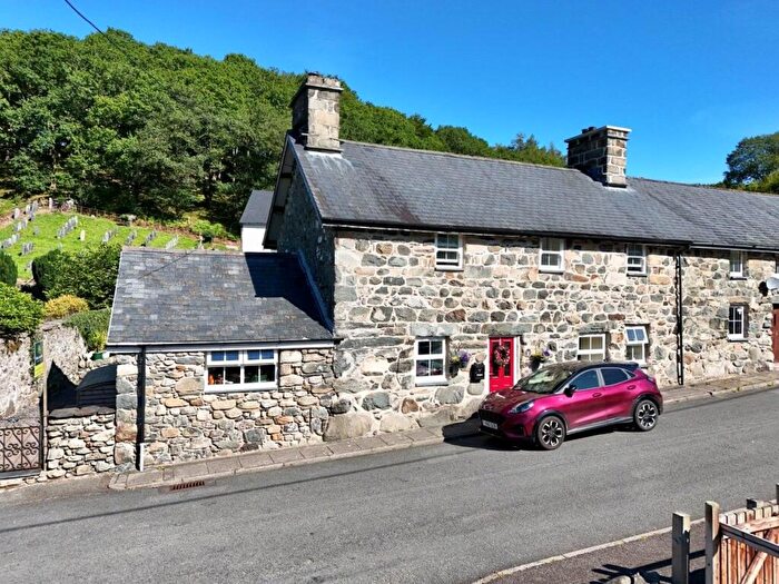 2 Bedroom Semi Detached House For Sale In Blaenddol, Meirion Terrace, Rhydymain, LL40