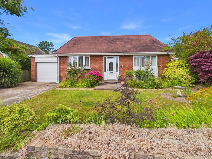 2 Bedroom Detached Bungalow For Sale In Chestnut Grove, Pontefract, WF8