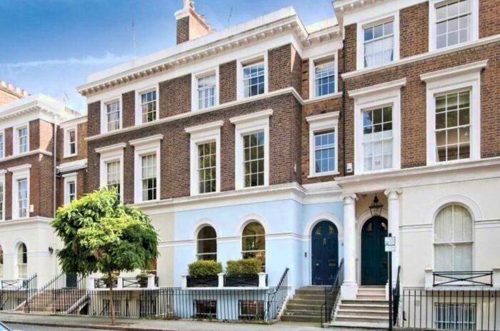 5 Bedroom Property To Rent In St James`S Gardens, Holland Park, London, W11