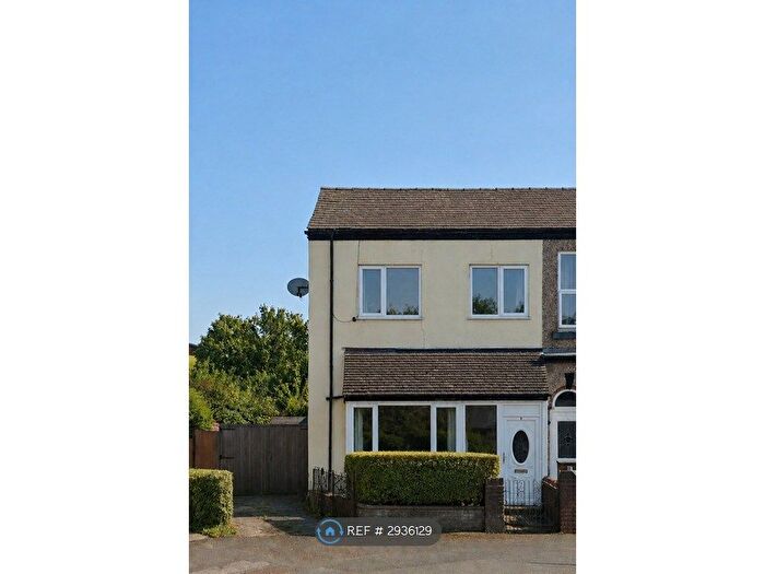 3 Bedroom Semi-Detached House To Rent In Bridge St, Southport, PR8