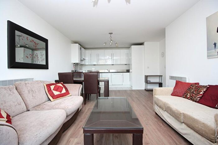 2 Bedroom Apartment To Rent In The Sphere, Hallsville Road, Canning Town, E16