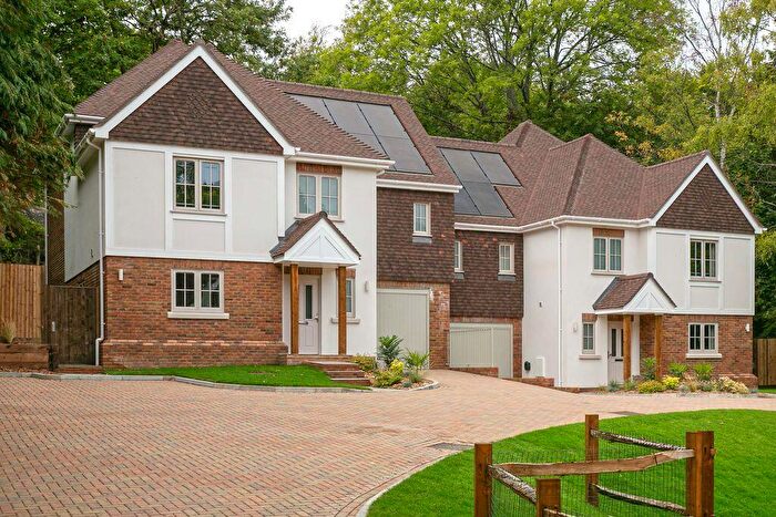4 Bedroom Semi-Detached House For Sale In Welcomes Road, Kenley, CR8