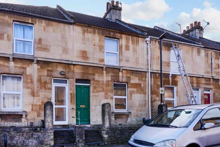 4 Bedroom House To Rent In Landseer Road, Bath, BA2