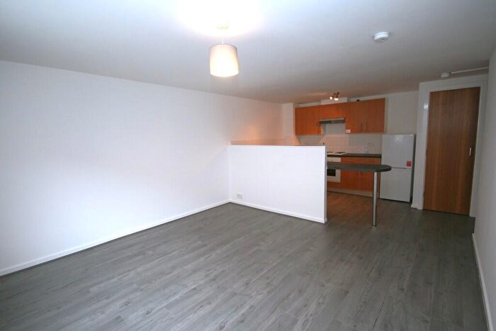 2 Bedroom Flat To Rent In Blackfriars Road, Merchant City, Glasgow, G1