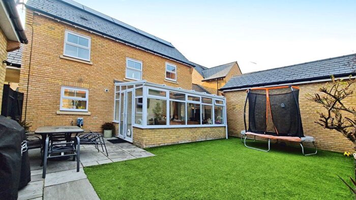 3 Bedroom Detached House For Sale In Newell Road, Stansted, CM24