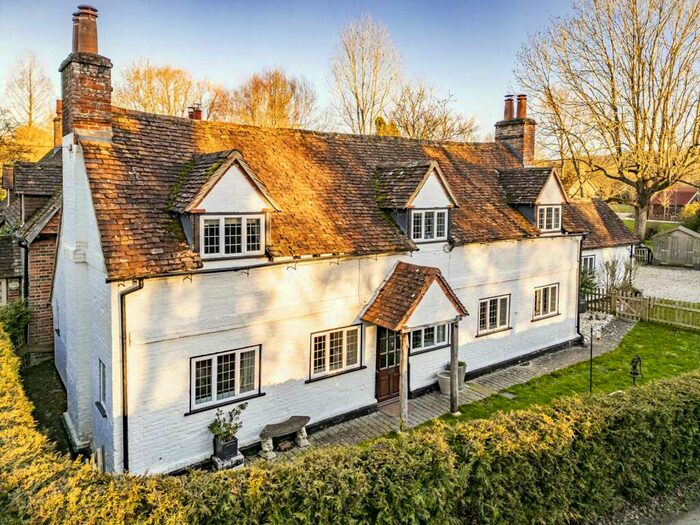 3 Bedroom Detached House For Sale In Bridge House, Stanford Dingley, RG7