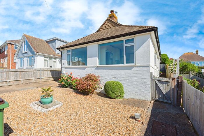 3 Bedroom Semi Detached Bungalow For Sale In Nutley Avenue, Saltdean, Brighton, BN2