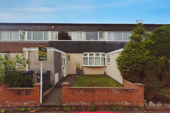 3 Bedroom Terraced House For Sale In Bicknell Croft, Birmingham, West Midlands, B14