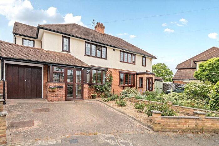 3 Bedroom Semi Detached House For Sale In The Green, Hayes, Bromley, BR2