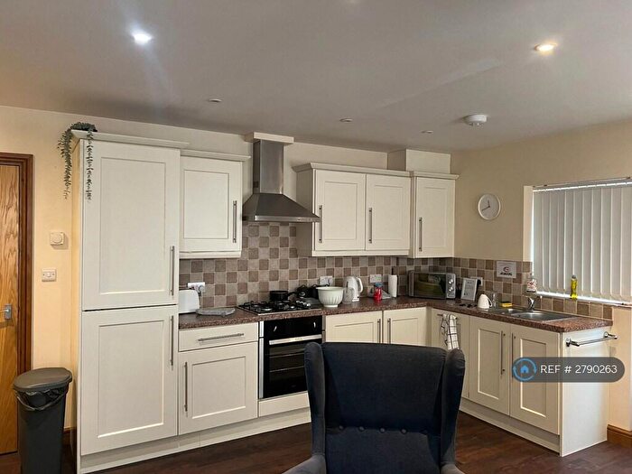 1 Bedroom Flat To Rent In Montpelier Road, Nottingham, NG7