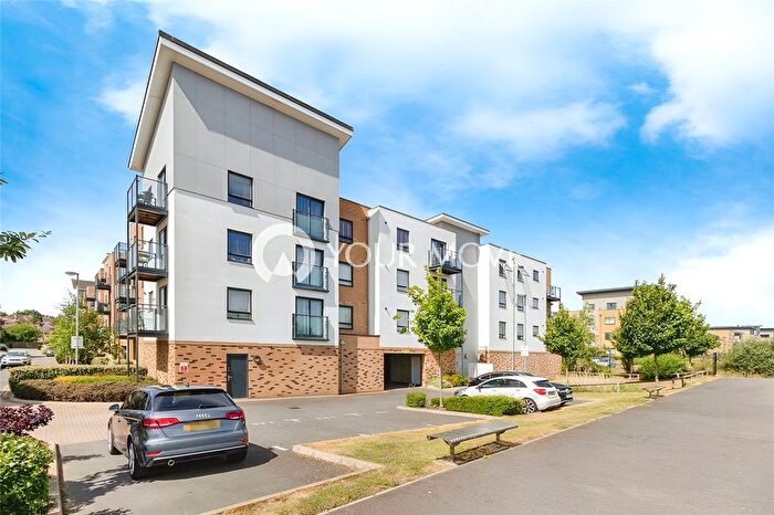 2 Bedroom Flat To Rent In Creek Mill Way, Dartford, DA1