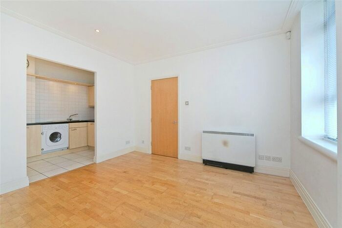 1 Bedroom Flat To Rent In Drayton Park, Highbury, London, N5