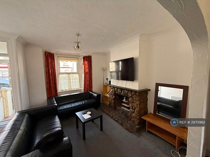 3 Bedroom Terraced House To Rent In Selbourne Road, Gillingham, ME7