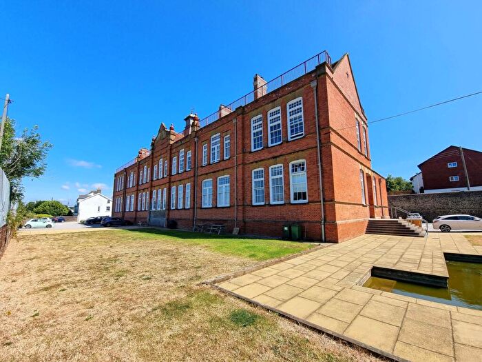 3 Bedroom Apartment For Sale In The Old School, Geneva Place, Bideford, EX39