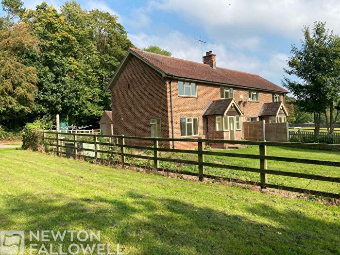 3 Bedroom Semi-Detached House To Rent In Worksop Manor, Worksop, S80