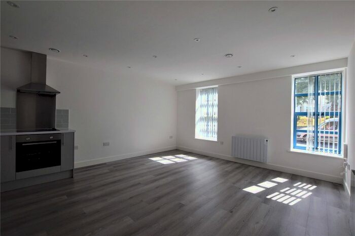 1 Bedroom Flat To Rent In Bruton Way, Gloucester, Gloucestershire, GL1